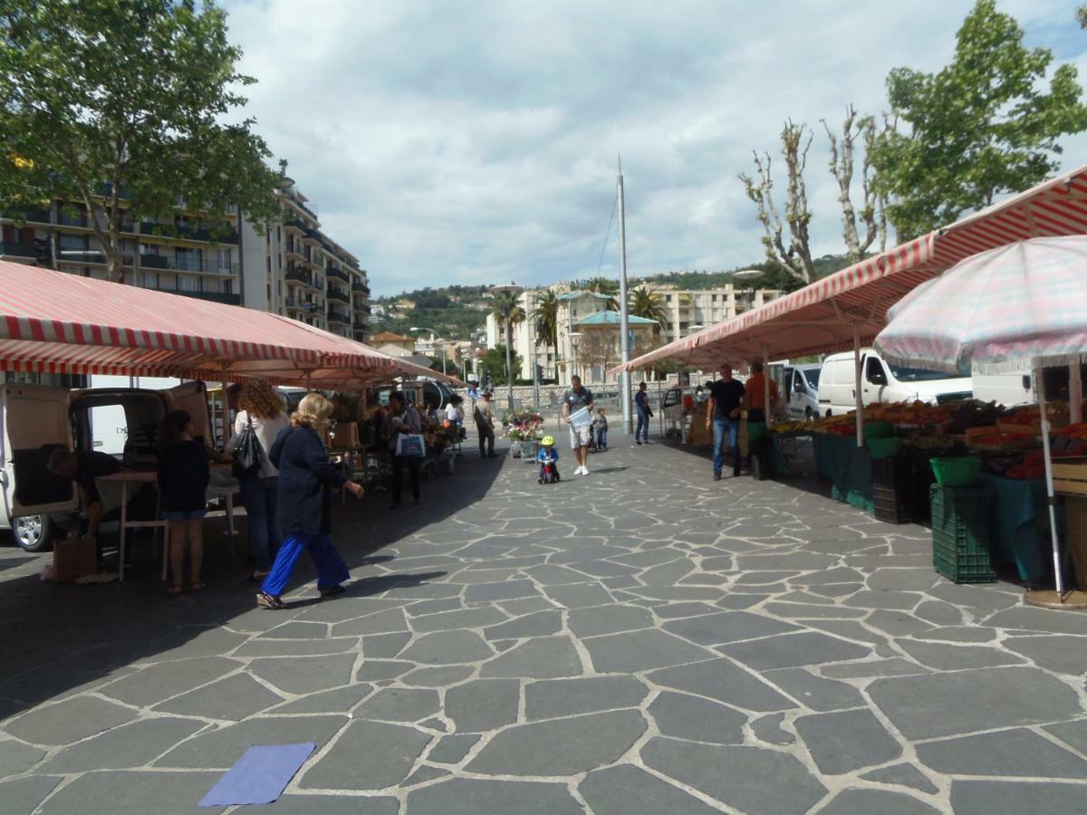 Ferienwohnung Joli Studio Calme Avec Terrasse Nizza Exterior foto